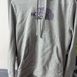 The north face women’s hoodie